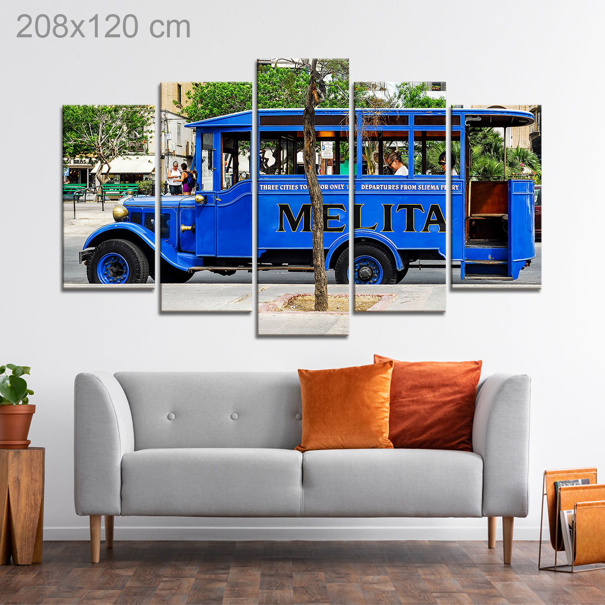 Tourist Bus in Sliema, Malta