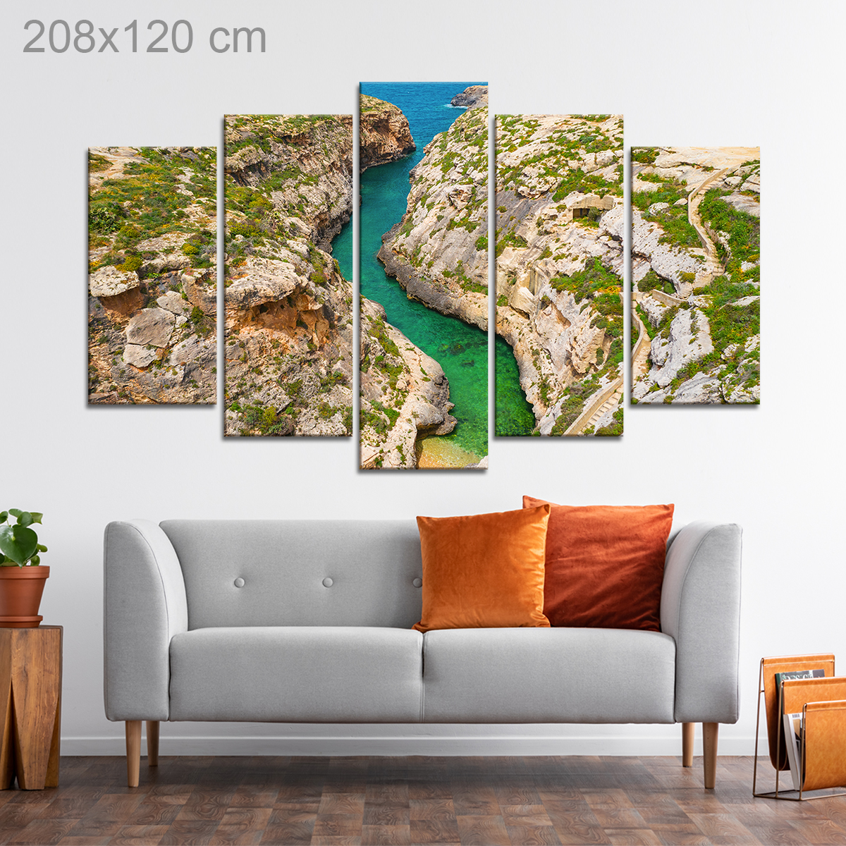 Small Beach in Wied Il-Ghasri, Gozo