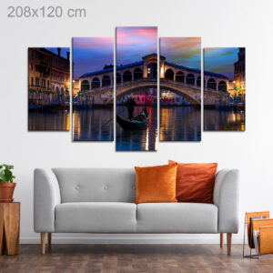 Gondola and Rialto Bridge in Venice, Italy