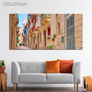 Alleyway in Valletta, Malta