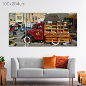 Vintage Fruits and Vegetables Ford Truck in Rabat, Malta