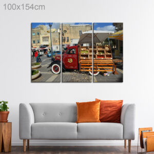 Vintage Fruits and Vegetables Ford Truck in Rabat, Malta