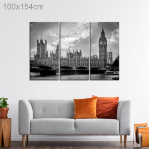 Big Ben and Houses of Parliament in London, UK