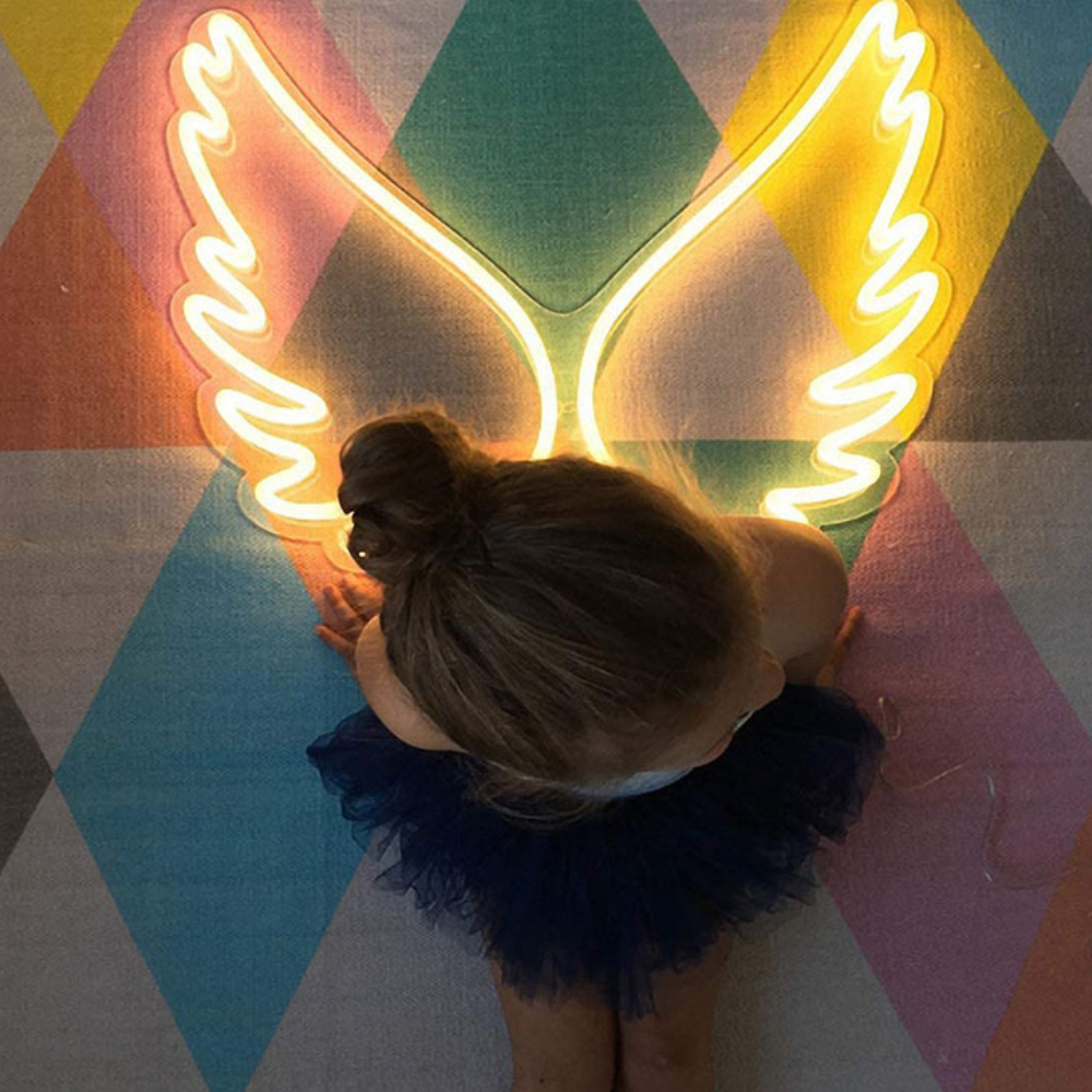 Angel Wings Neon Sign - Image 3