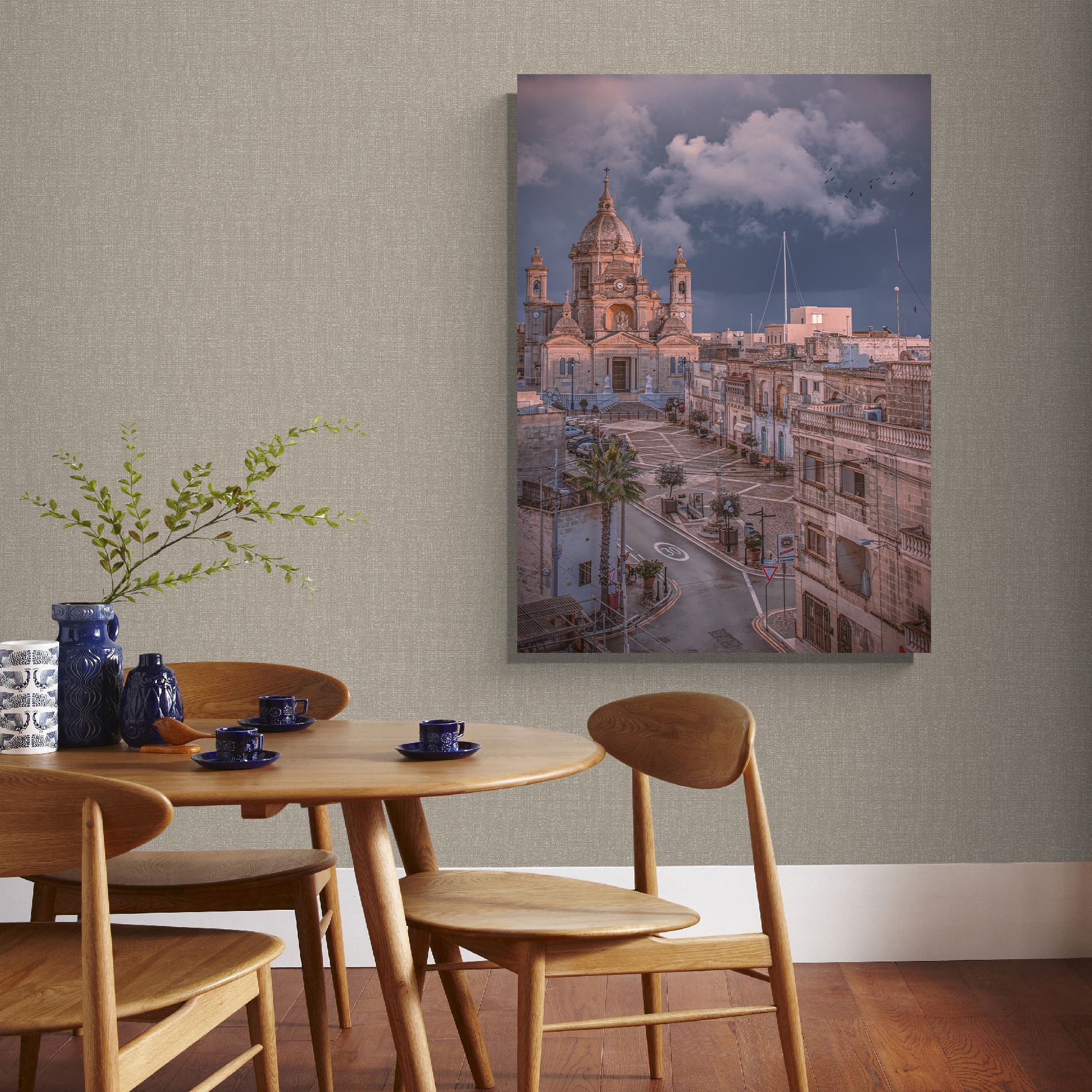 The Square - Image 2